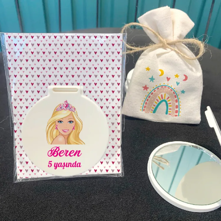 Ayna 017 - Yuvarlak Barbie Tasarım Hediyelik Baskılı Cep Aynası - Detay Görseli 1