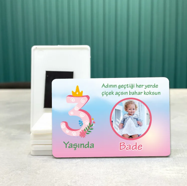 Dikdörtgen 501-3 Yaş Magnet - Çiçekli Fotoğraflı Doğum Günü Yaş Magneti